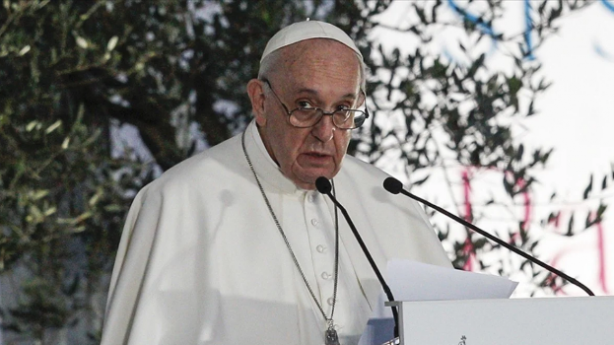 Foto - Papa böyle yaparsa cemaat ne yapar? Papa ne yaptı?