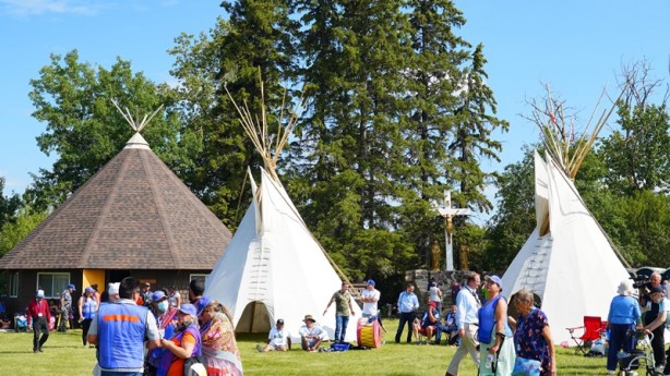 Foto - Papa, Kılıçdaroğlu’nun izinde! Helallik istemeye çıktı