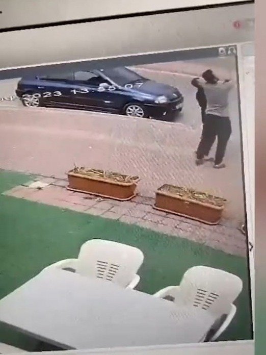 Foto - Papağanı kurtarmak isterken elektrik akımına kapılan Halil hayatını kaybetti