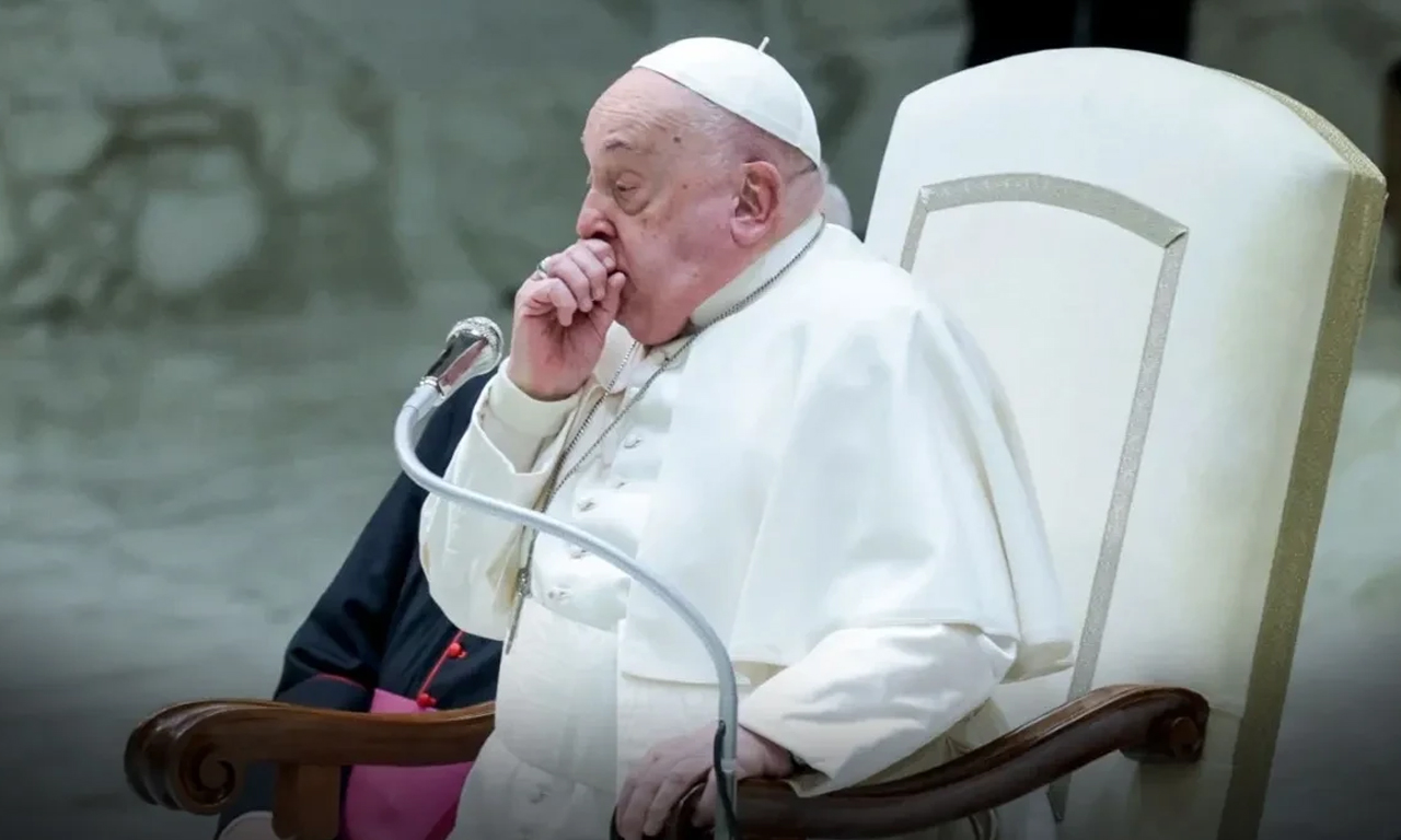 Foto - Papa'nın sağlık durumu giderek ağırlaşıyor!