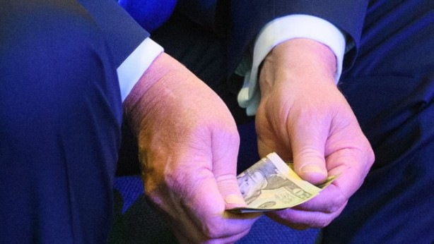 Foto - Papazdan el açıp dua eden Trump için şaşırtan sözler: Tanrı bana dedi ki...