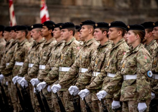 Para bitince askerlere 2 hafta izin verildi