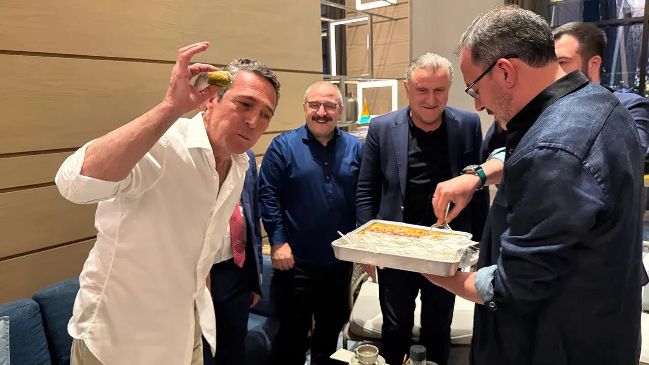 Foto - Para gitti, Portakal küplere bindi! Sözcü - Koç savaşında yeni rest