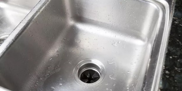 Foto - Para harcamaktan kurtaran temizlik hileleri! Klozete 1 kaşık karbonat atarsanız...