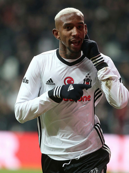 Foto - Para için terketmişti Beşiktaş’ı… Bırakın şu sahtekarın peşinde koşmayı artık…