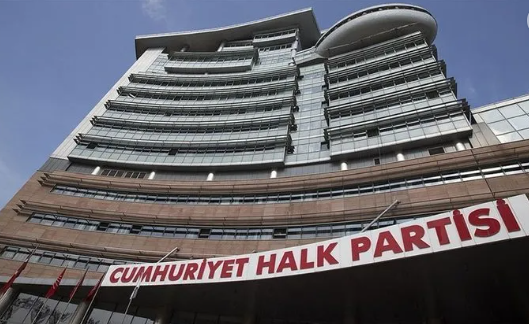 Foto - ‘Para Kule’ gündemden düşmüyor! Peçete kâğıdına imza atılmış