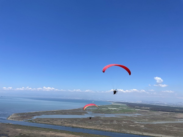 Paramotorla Adana'dan Mersin'e uçtu