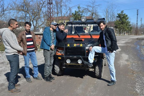 Foto - Parası yetmeyince arazi aracını kendisi yaptı!