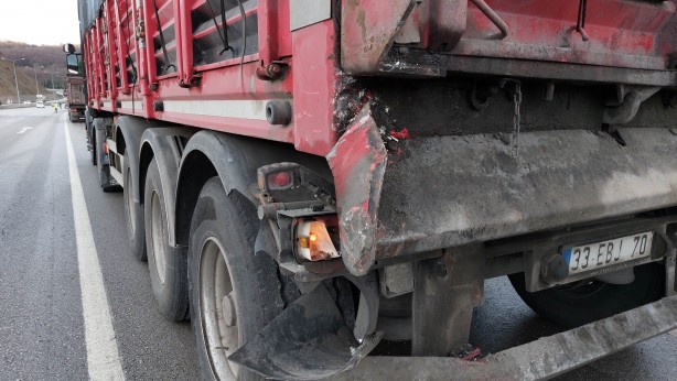 Foto - Parçalanan Tofaş'tan sağ çıktı!