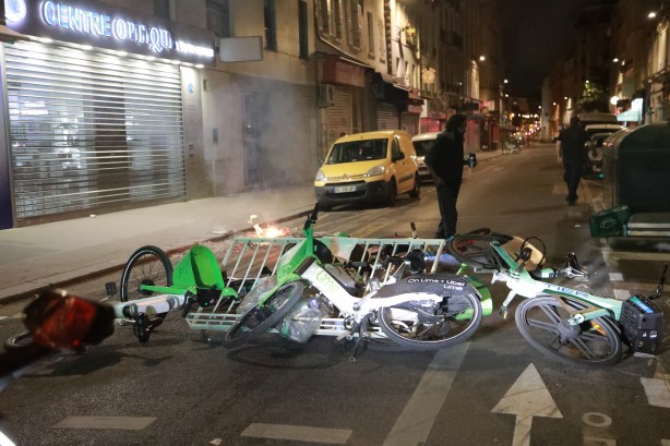 Foto - Paris karıştı! Fransa aşırı sağa böyle tepki gösterdi