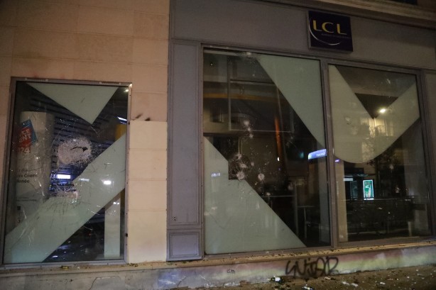 Foto - Paris karıştı! Fransa aşırı sağa böyle tepki gösterdi