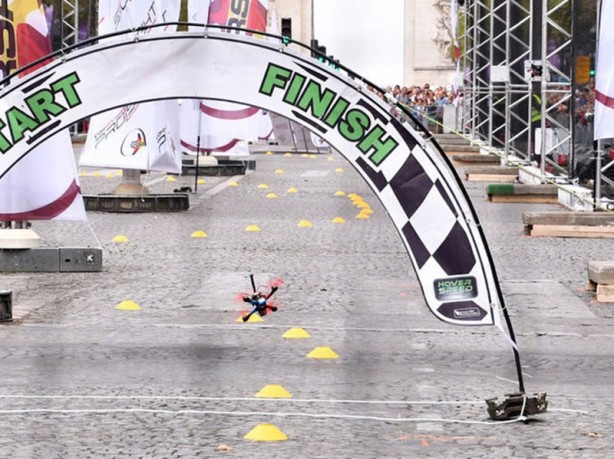 Foto - Drone yarışıları Paris'te düzenlendi
