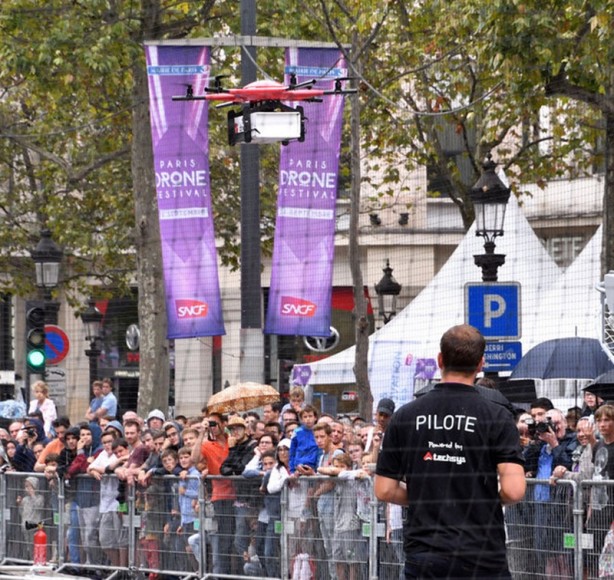 Foto - Drone yarışıları Paris'te düzenlendi