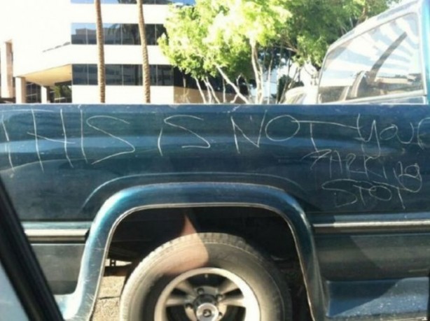 Foto - Park ederken dikkat!