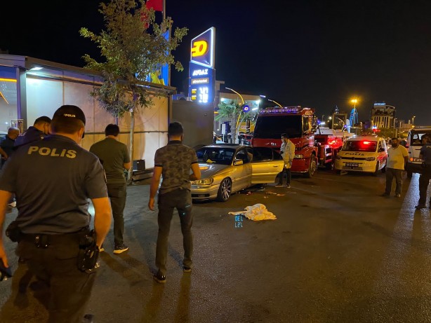 Foto - Park halindeki araca silahlı saldırı: 1 yaralı