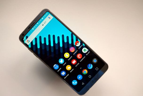 Foto - Parmak izini kendi temizleyen ekran teknolojisi