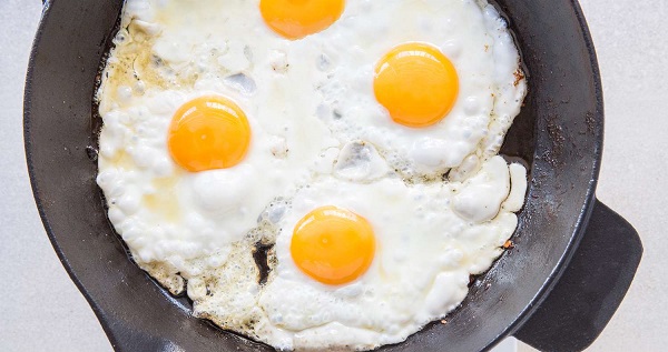 Foto - Parmaklarını yeme garantili! İşte, leziz sahanda yumurtanın 14 sırrı