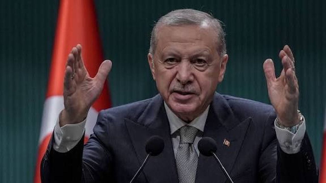 Foto - "Partimizin ateşle imtihanı" deyip kritik detaya dikkat çekti! Erdoğan’a çok konuşulacak "fon krizi" çağrısı