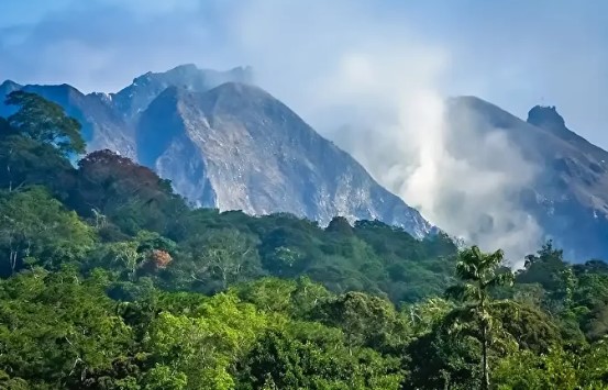Foto - Pasaport gerekmiyor! İşte Türk kimliğiyle seyahat edebileceğiniz ülkeler