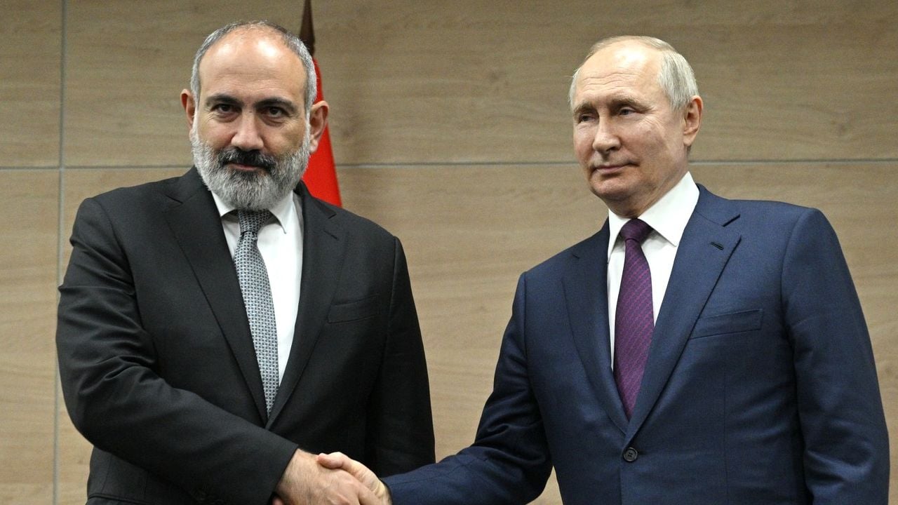 Paşinyan'ın tutumu Putin'i kızdırdı! İlk yasak geldi: Cumartesi günü başlayacak