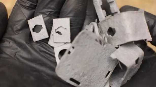 Foto - Paslanmış eski kilidi restore ederken gözlerine inanamadı! İçinden bakın neler çıktı