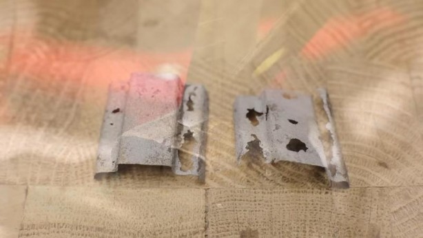 Foto - Paslanmış eski kilidi restore ederken gözlerine inanamadı! İçinden bakın neler çıktı