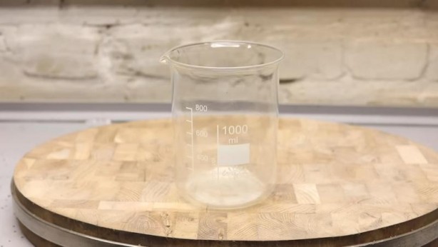 Foto - Paslanmış eski kilidi restore ederken gözlerine inanamadı! İçinden bakın neler çıktı