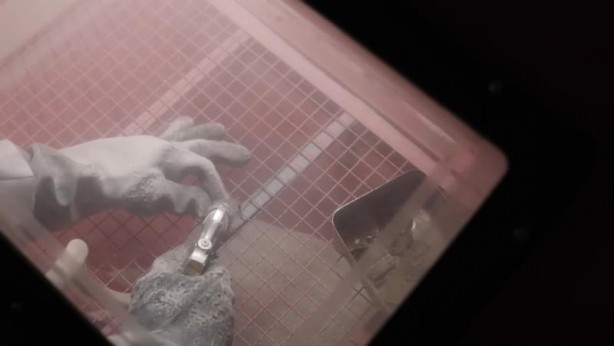 Foto - Paslanmış eski kilidi restore ederken gözlerine inanamadı! İçinden bakın neler çıktı