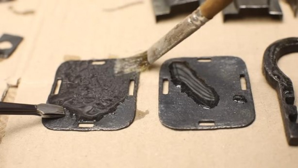 Foto - Paslanmış eski kilidi restore ederken gözlerine inanamadı! İçinden bakın neler çıktı