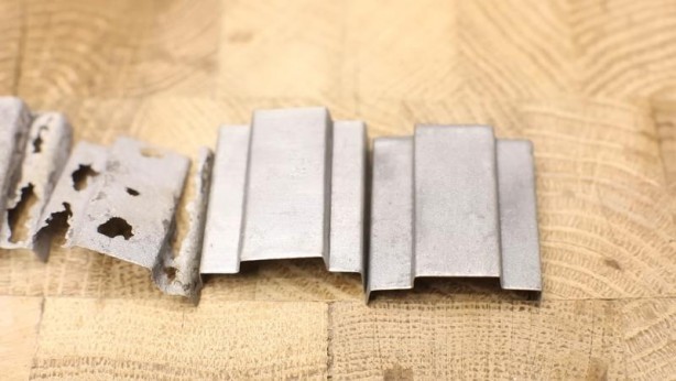 Foto - Paslanmış eski kilidi restore ederken gözlerine inanamadı! İçinden bakın neler çıktı