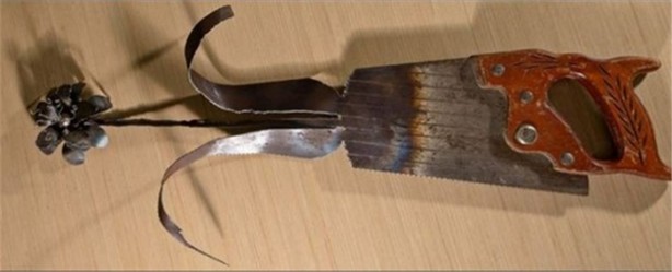 Foto - Paslı testereyi öyle bir şeye çevirdi ki