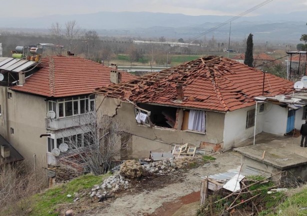 Foto - Patlama olan ev harabeye döndü