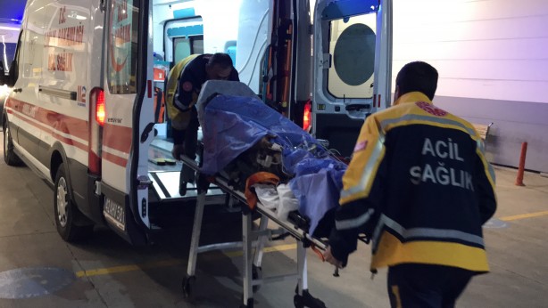 Foto - Patlayan LPG tankı iş yerinin kapısını havaya uçurdu