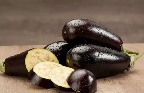 Foto - Patlıcan eğer böyleyse sakın elinize bile almayın, hemen çöpe attın! 