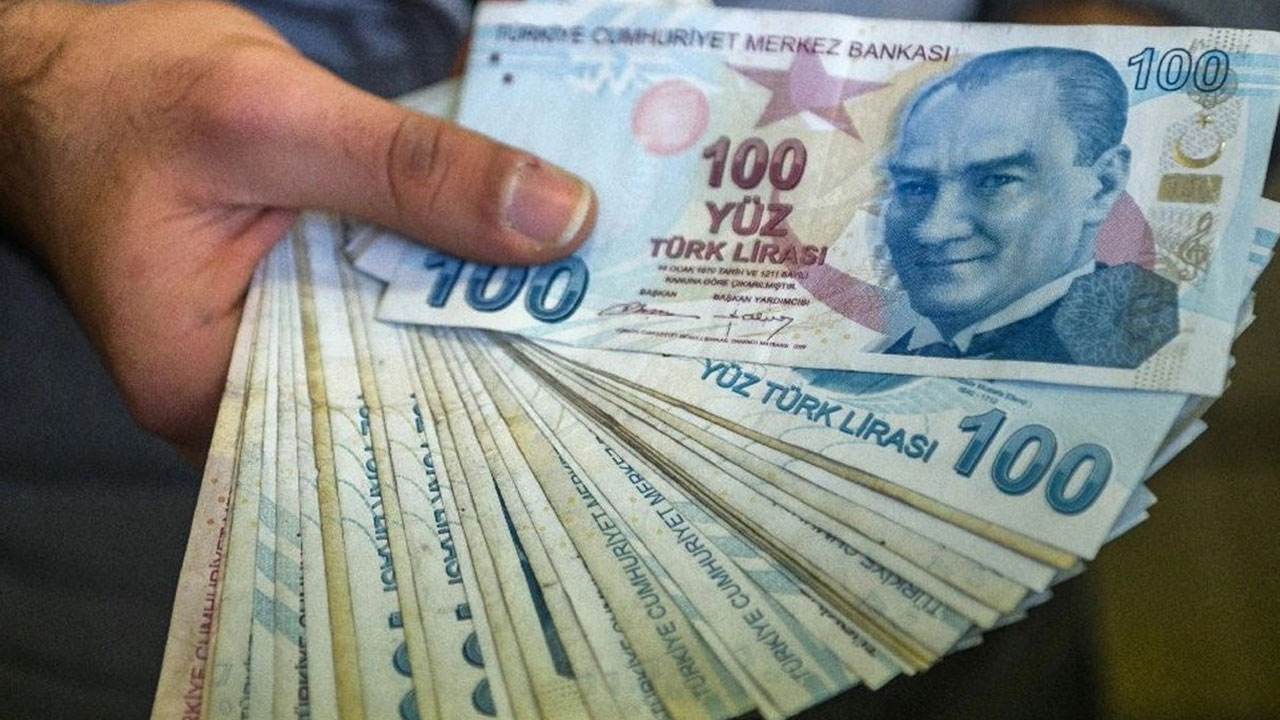 Patronlar asgari ücrete ara zam kararını Türkiye'ye duyurdu