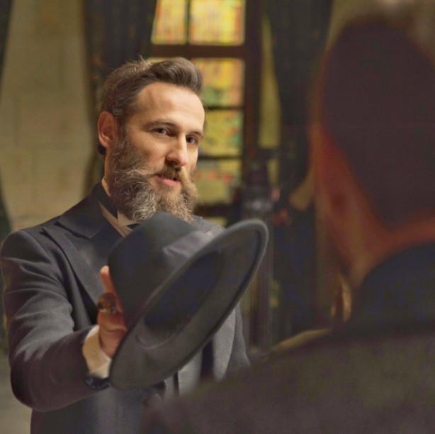 Foto - Payitaht Abdülhamid kuyruklarına basınca saldırdılar! Dizi, Mason uşaklarını ayağa kaldırdı