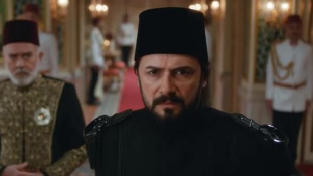 Foto - Payitaht'ta izleyiciyi şoke eden gelişme! Ahmed Celaleddin Paşa, tarihte Abdülhamid Han'a ihanet mi etti?