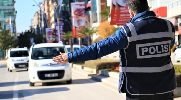 Foto - Pazar günü hangi işletmeler açık? İşte tam kapanmada merak edilenler