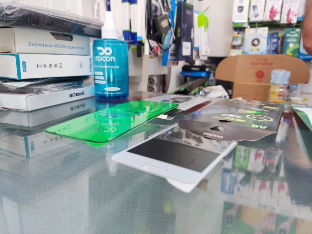 Foto - Pek çok kişi bunu bilmiyor! Ekran koruyucu kullananlar dikkat