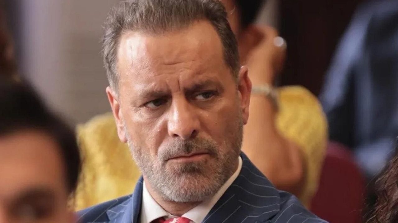 Foto - Pek de matah bir şey olmayan ünlü oyuncu bile isyan etti: "Işıklar içinde uyu" da ne? "Allah rahmet eylesin" demek bu kadar zor mu?