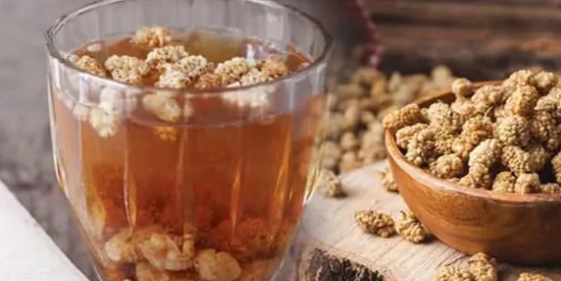 Foto - Pekmez ile limon bir araya gelip öksürüğü söküp atıyor! Kandaki iltihabı temizler, enfeksiyona iyi gelir