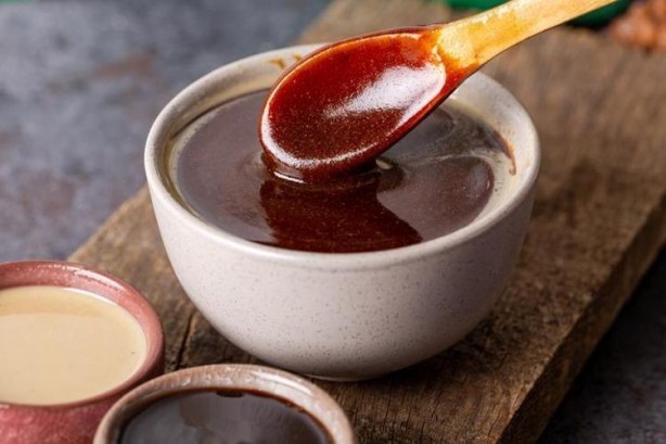 Foto - Pekmezin içine limon sıkıp içerseniz bakın ne oluyor! Aç karnına günde bir kaşık tüketen, etkisine inanamayacak