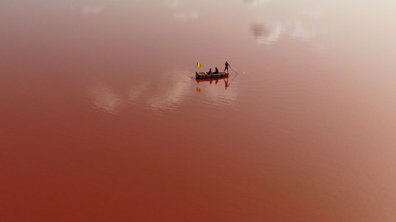 Foto - Pembe Göl tanınmaz hale gelmişti! İşte, dünyaca ünlü gölün son hali