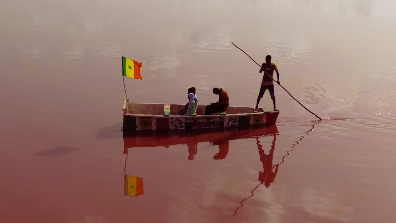 Foto - Pembe Göl tanınmaz hale gelmişti! İşte, dünyaca ünlü gölün son hali