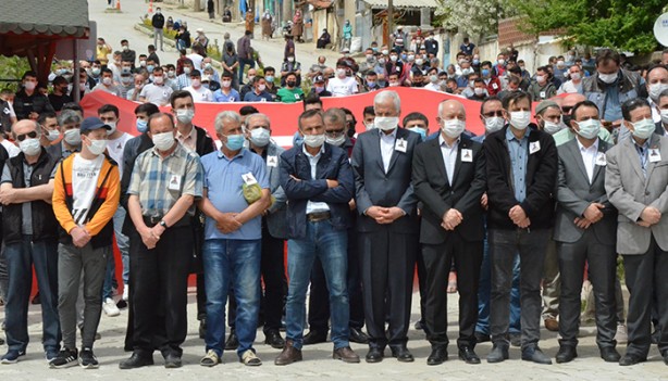 Foto - Pençe-Yıldırım şehidi son yolculuğuna uğurlandı