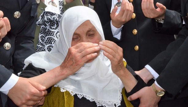 Foto - Pençe-Yıldırım şehidi son yolculuğuna uğurlandı