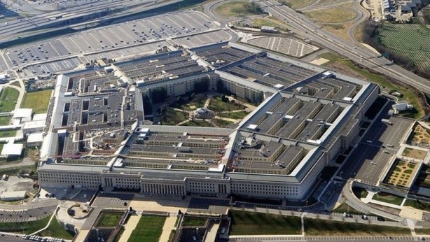Pentagon ‘Tanımlanamayan cisim’' görüntülerini paylaştı