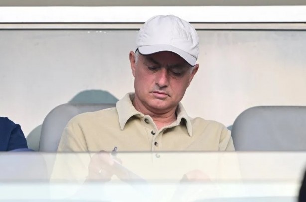 Foto - Perde arkasında neler var? Ferdi Kadıoğlu'nun ayrılmak istemesinin sebebi Mourinho mu?