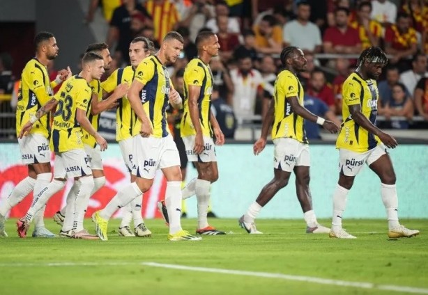 Foto - Perde arkasında neler var? Ferdi Kadıoğlu'nun ayrılmak istemesinin sebebi Mourinho mu?