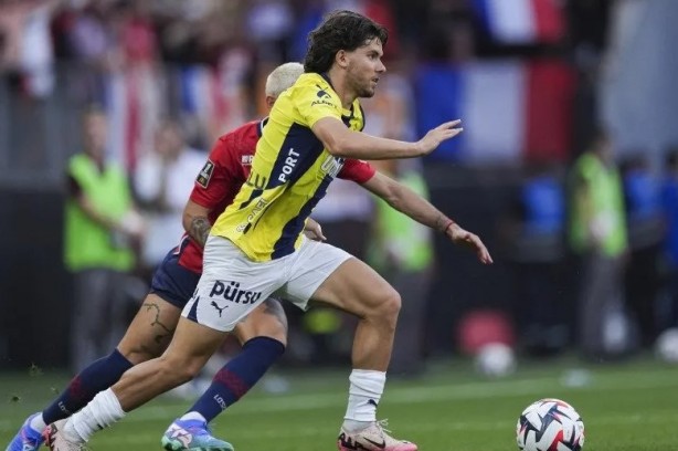 Foto - Perde arkasında neler var? Ferdi Kadıoğlu'nun ayrılmak istemesinin sebebi Mourinho mu?